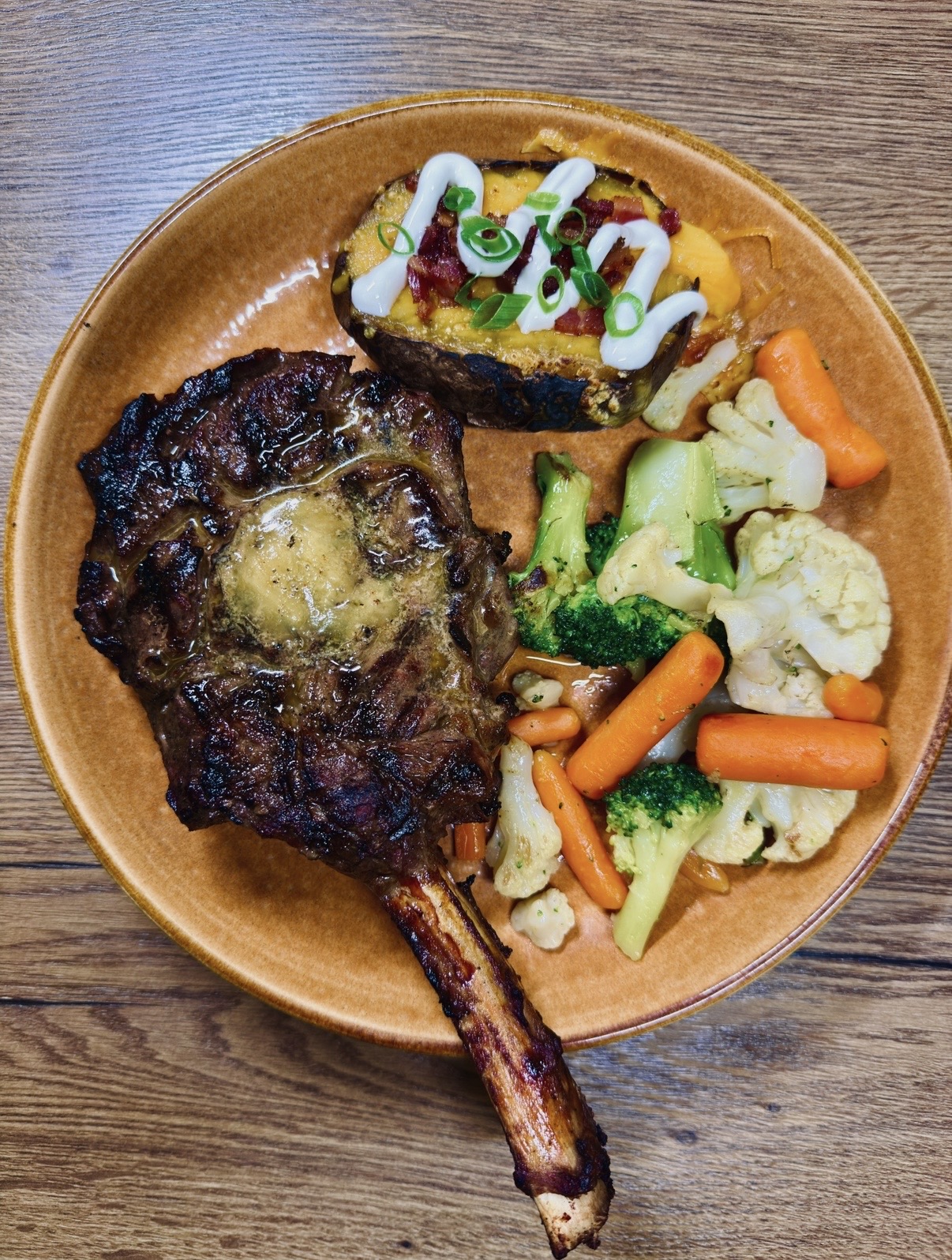 Cowboy Cut Tomahawk